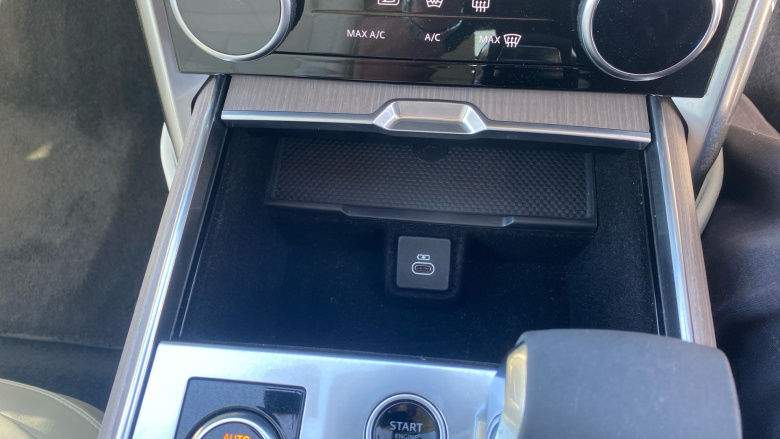 Land Rover Range Rover 4.4 P530 V8 First Edition 4dr Auto Petrol Estate